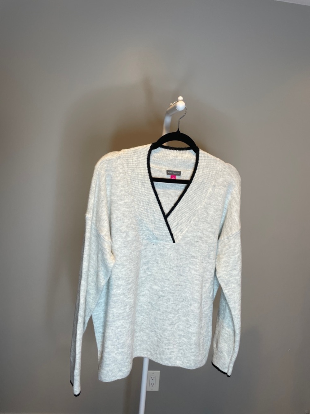 Vince Camuto Heather Gray V-Neck Sweater with Black Trim NWOT